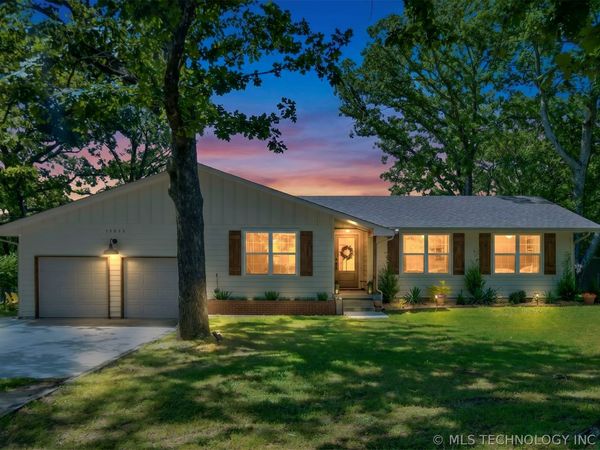 15852 E 450 Road , Claremore, OK 74017