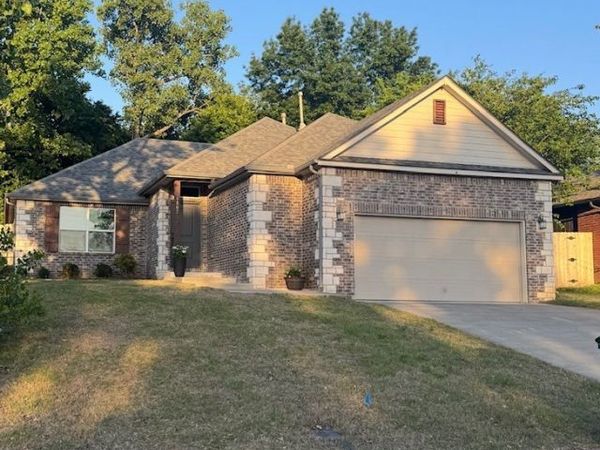 4807 S McKinley Avenue, Sand Springs, OK 74063