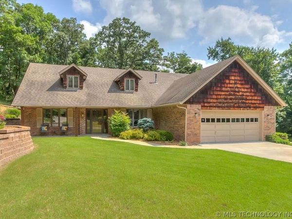 2917 Greenwood Court , Bartlesville, OK 74006