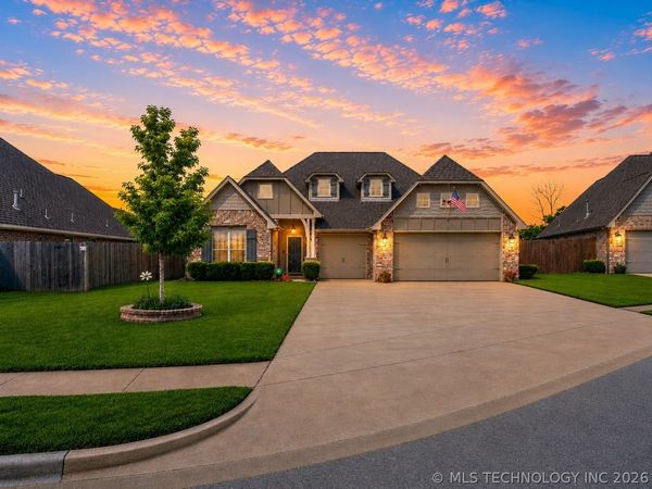 13182 S 90th East Avenue, Bixby, OK 74008