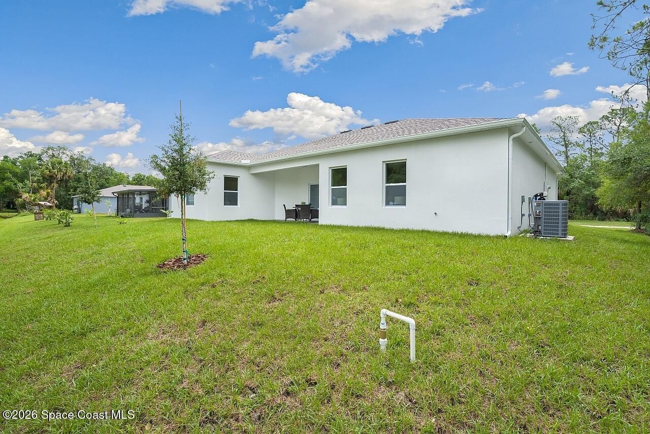 9355 100th Avenue , Vero Beach, FL 32967 Photo