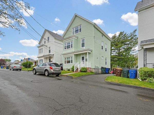 105 Andrews, Fall River, MA 02725