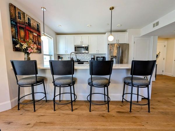 27 Ward St, Unit 201, Boston, MA 02127