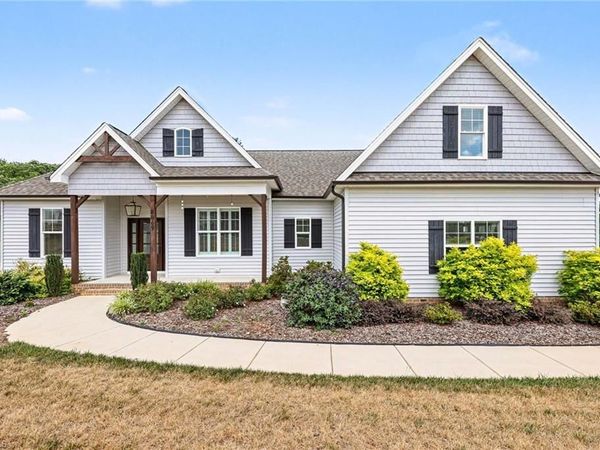 8869 Belews Ridge Road, Stokesdale, NC 27357