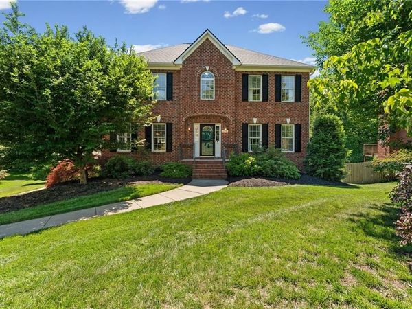 220 Lake Dale Court, Clemmons, NC 27012