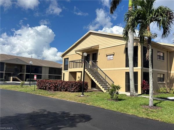 5327 Summerlin RD , Unit 2709, FORT MYERS, FL 33919