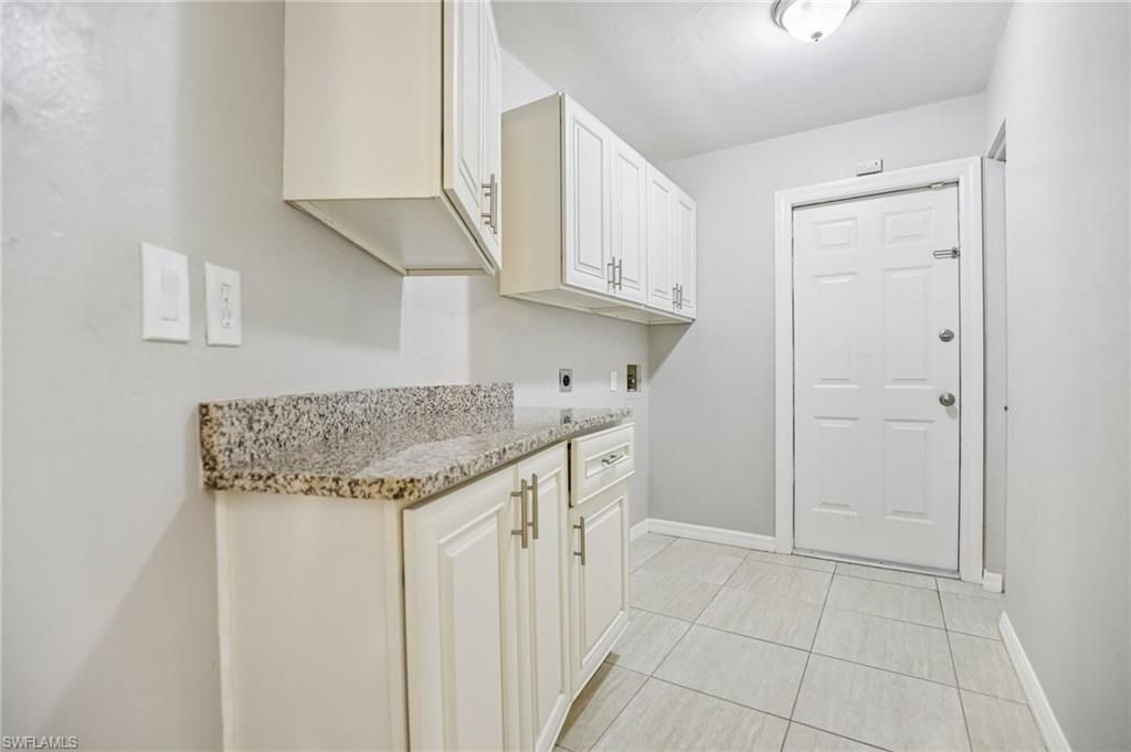 1937 Princess Ct, Naples, FL 34110 Photo