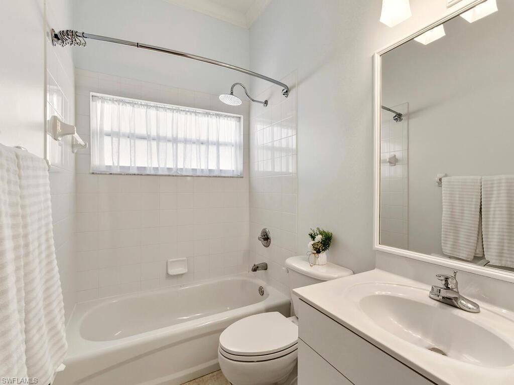2051 Morning Sun Ln, Naples, FL 34119 Photo