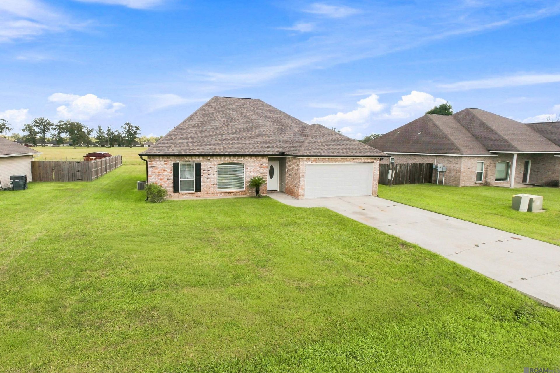 43266 N Henderson Ave, Prairieville, LA 70769 Main Photo