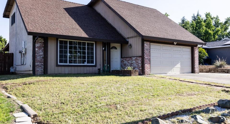 2252 S Whitney Blvd, Rocklin, CA 95677 Photo