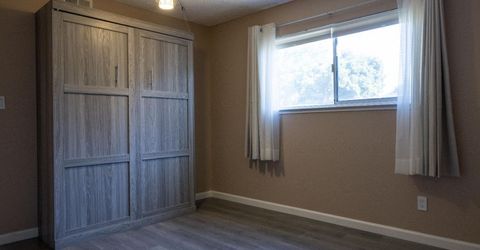 2252 S Whitney Blvd, Rocklin, CA 95677 Photo