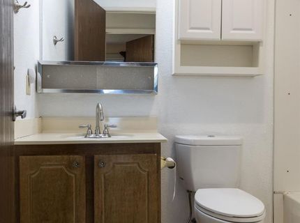 2252 S Whitney Blvd, Rocklin, CA 95677 Photo