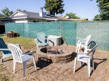 2252 S Whitney Blvd, Rocklin, CA 95677 Photo