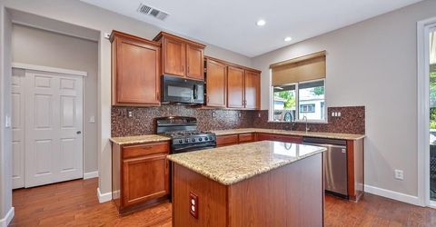 2104 Stansfield Dr, Roseville, CA 95747 Photo