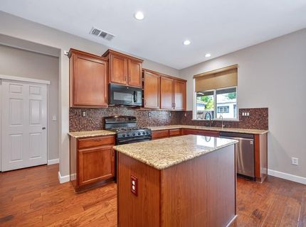 2104 Stansfield Dr, Roseville, CA 95747 Photo