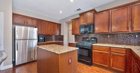 2104 Stansfield Dr, Roseville, CA 95747 Photo