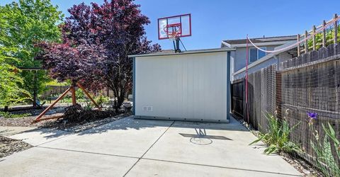 2104 Stansfield Dr, Roseville, CA 95747 Photo