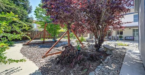 2104 Stansfield Dr, Roseville, CA 95747 Photo