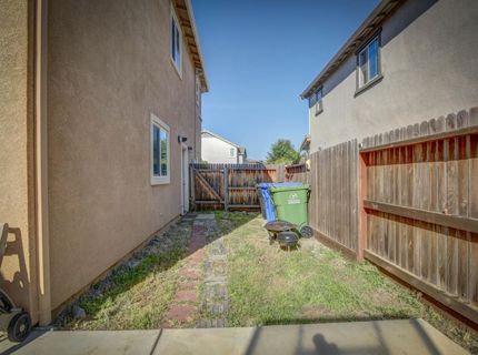 8320 Kossum Way, Elk Grove, CA 95624 Photo