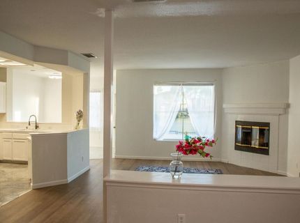 9193 E Laguna Way, Elk Grove, CA 95758 Photo