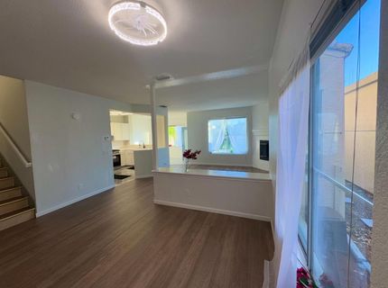9193 E Laguna Way, Elk Grove, CA 95758 Photo
