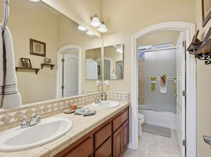 3811 Gibbons Park Way, Carmichael, CA 95608 Photo