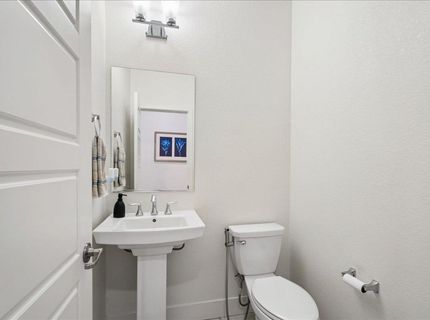 5667 Littlestone St, Sacramento, CA 95835 Photo