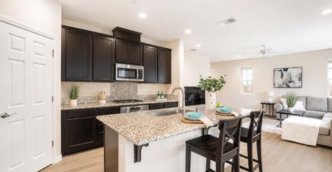 270 E Phelps Dr, Mountain House, CA 95391 Photo