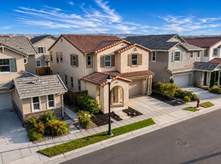 270 E Phelps Dr, Mountain House, CA 95391 Photo
