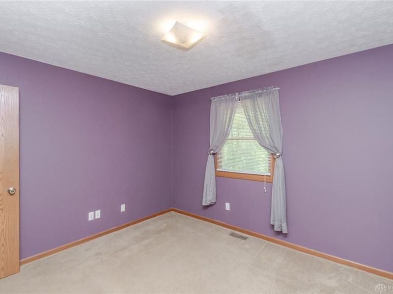 519 Lakengren Drive, Eaton, OH 45320 Photo 19