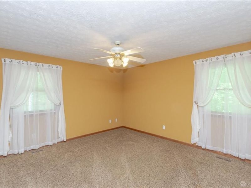 519 Lakengren Drive, Eaton, OH 45320 Photo 22