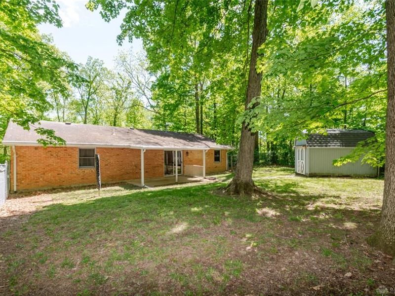 519 Lakengren Drive, Eaton, OH 45320 Photo 28