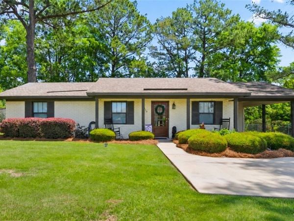 919 Snows Mill Avenue, Tuscaloosa, AL 35406
