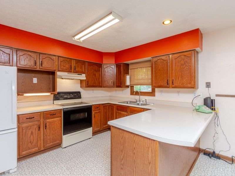 519 Lakengren Drive, Eaton, OH 45320 Photo 14