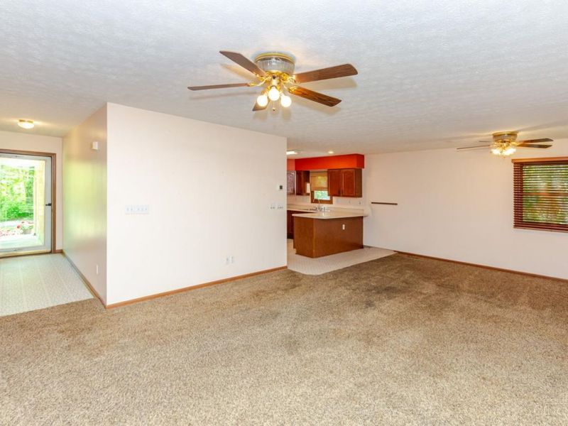519 Lakengren Drive, Eaton, OH 45320 Photo 5