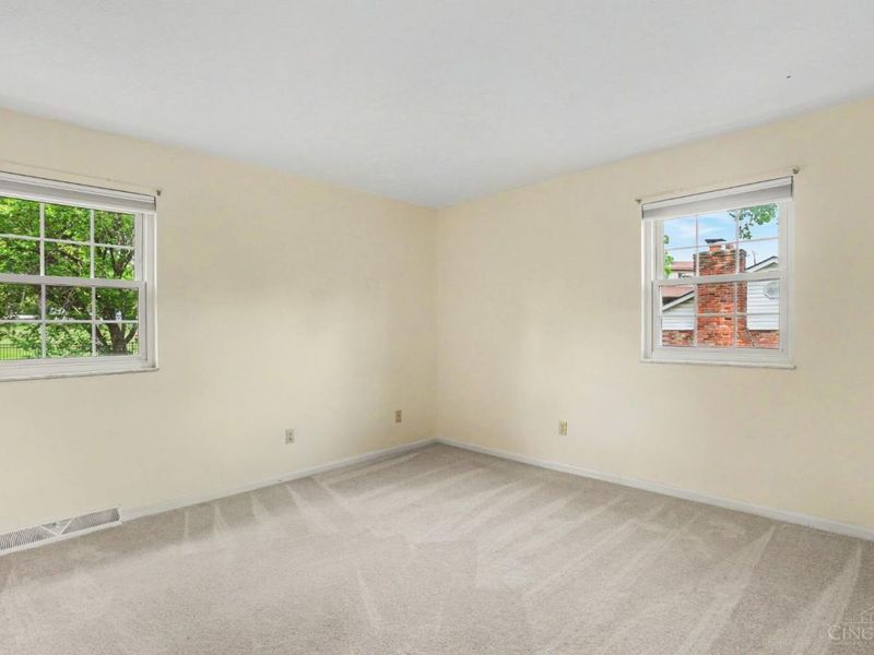 4483 Woodtrail Lane, Colerain Township, OH 45251 Photo 8