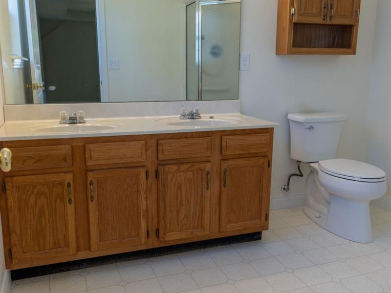 6581 Kristine Drive, Fairfield Twp, OH 45011 Photo 11