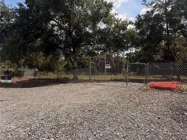 465 S Estribo st, Clewiston, FL 33440