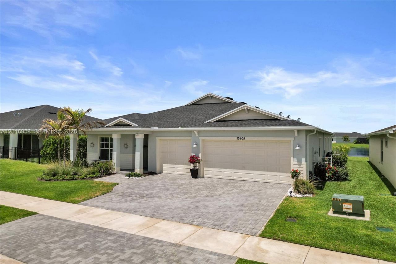 13909 SE Riversway St, Port Saint Lucie, FL 34984 Photo