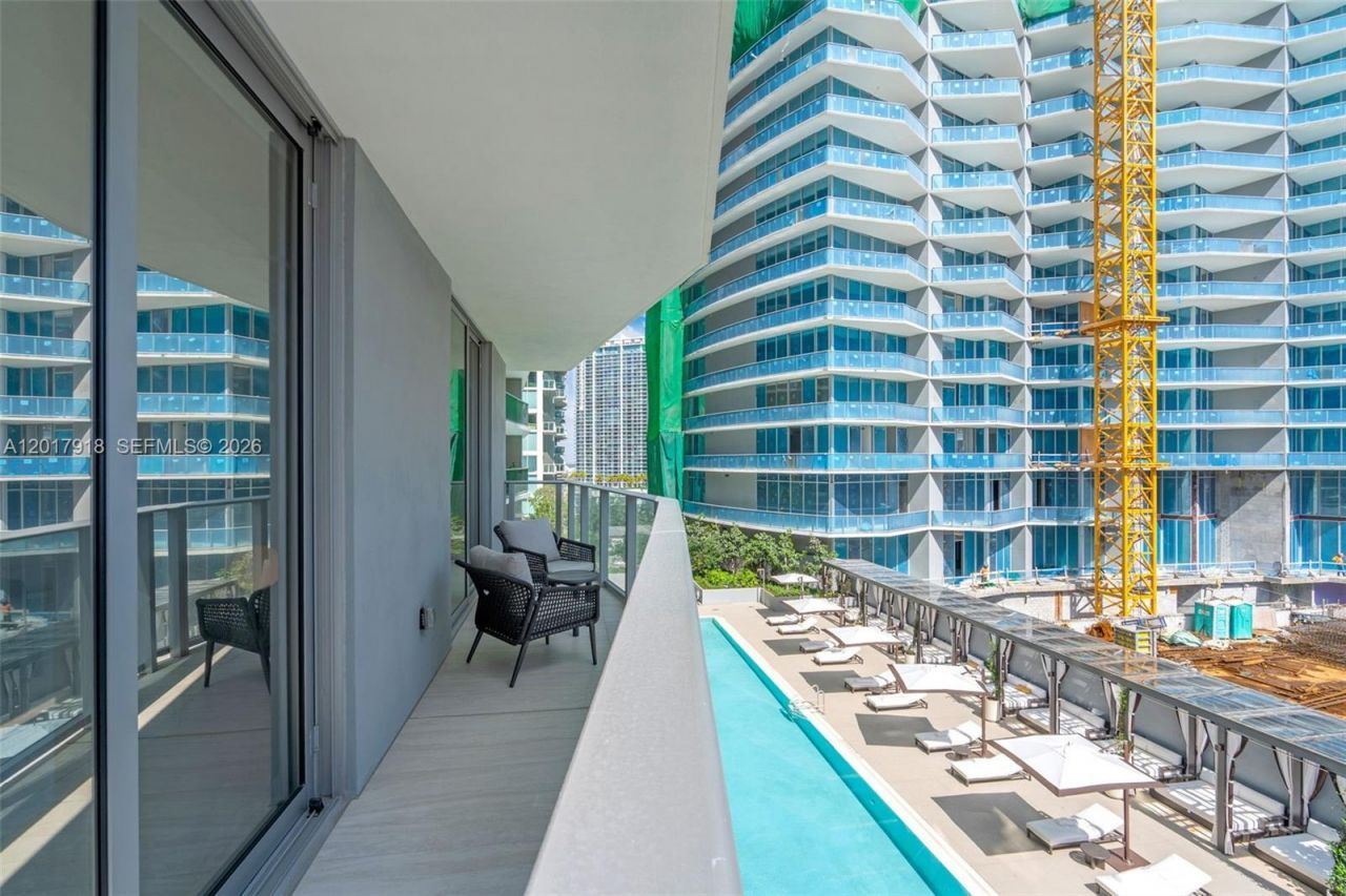 77 SE 5 , Unit 1601, Miami, FL 33131 Photo