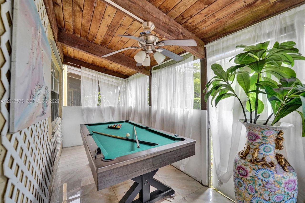 123 Briarwood Cir, Unit 2-5, Hollywood, FL 33024 Photo