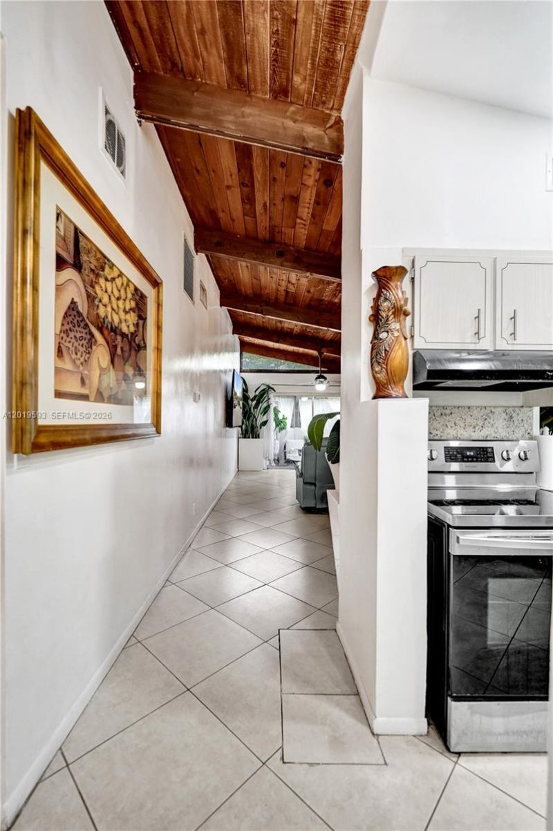 123 Briarwood Cir, Unit 2-5, Hollywood, FL 33024 Photo