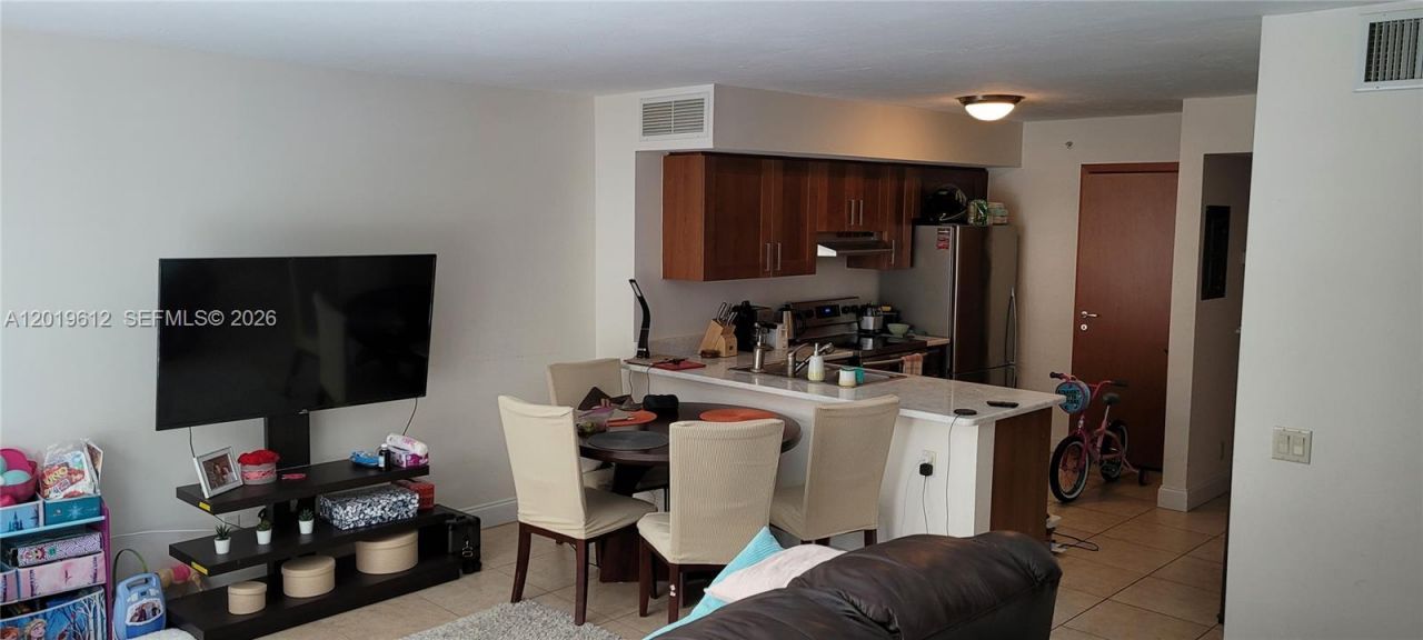 9499 Collins Ave , Unit 705, Surfside, FL 33154 Photo
