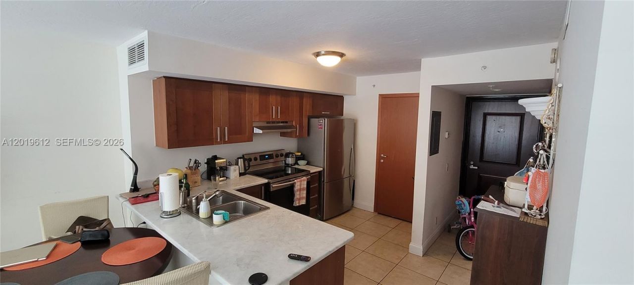 9499 Collins Ave , Unit 705, Surfside, FL 33154 Photo