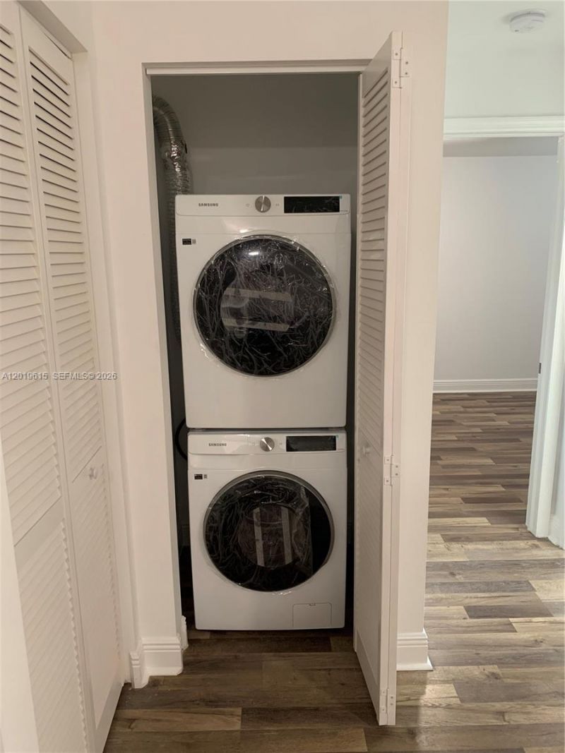 1218 Salzedo St, Unit 10, Coral Gables, FL 33134 Photo