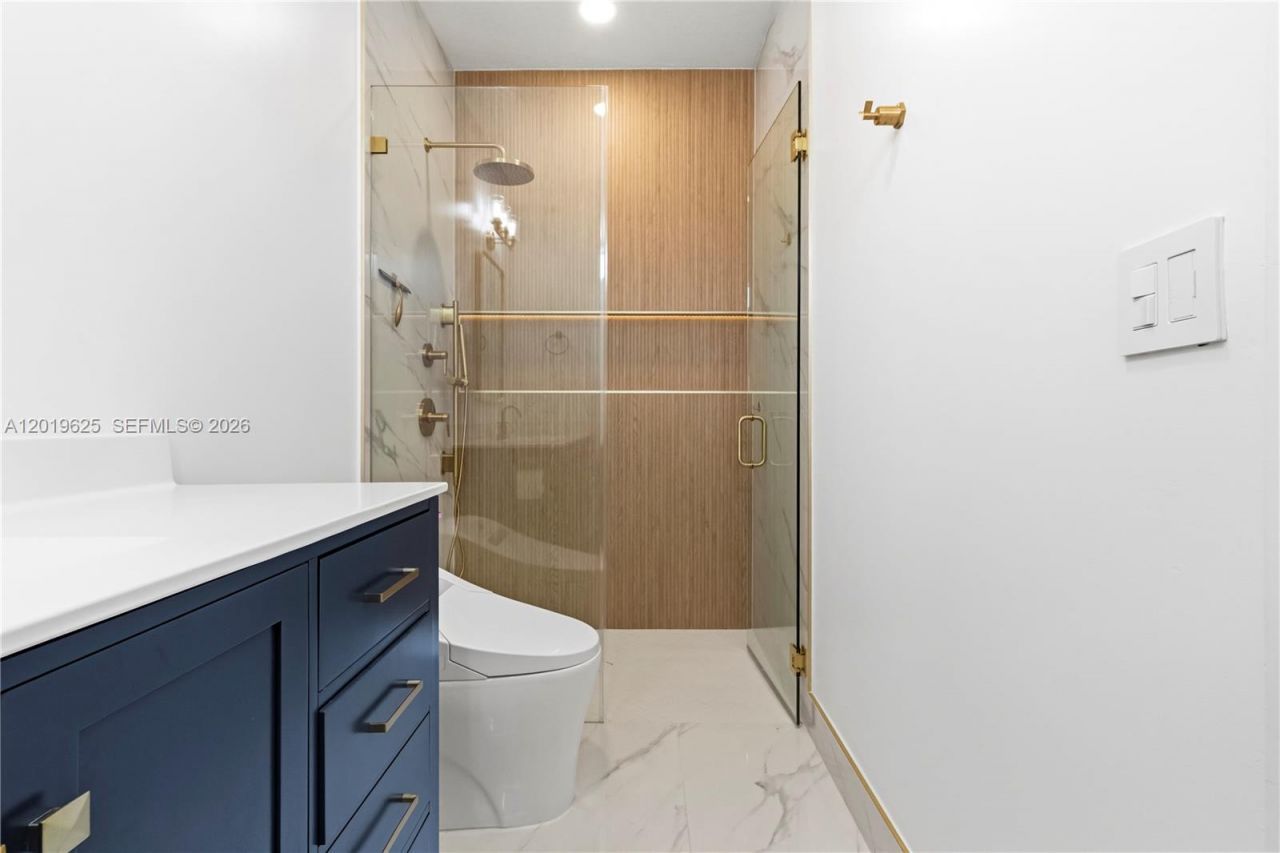 10560 W 33rd Way, Unit 10560, Hialeah, FL 33018 Photo