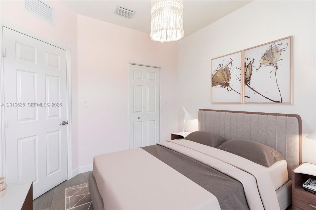 10560 W 33rd Way, Unit 10560, Hialeah, FL 33018 Photo