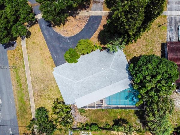 101 SW 53rd Ave, Plantation, FL 33317