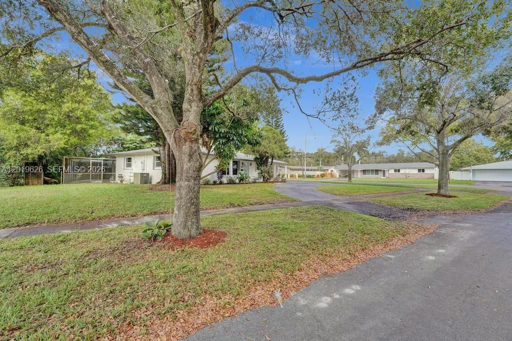 101 SW 53rd Ave, Plantation, FL 33317 Photo