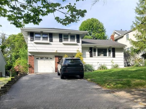 485 E Palisade Avenue, Englewood Cliffs, NJ 07632